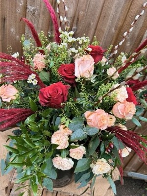 Sweet kisses Rose Vase