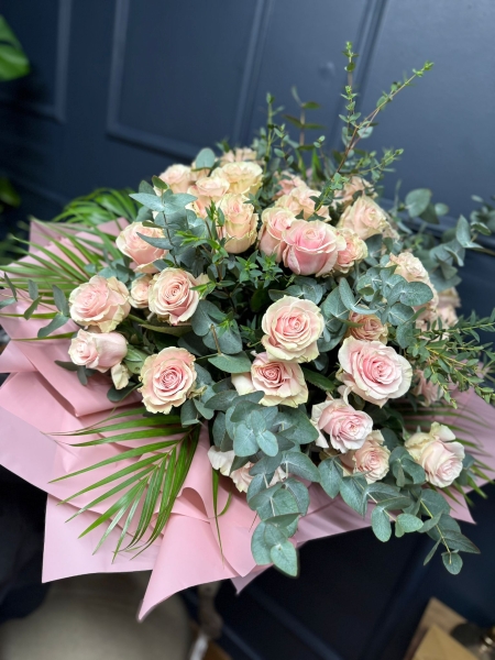 Hearts Desire Pink Rose bouquet