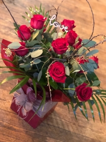 LOVE AND ROMANCE FLOWERS