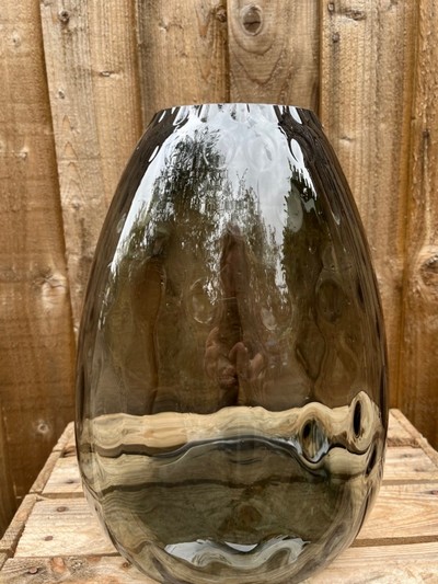 Sweet kisses Rose Vase