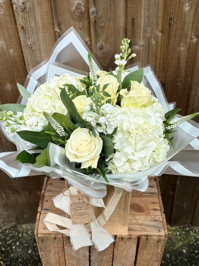 Simple Elegance Bouquet