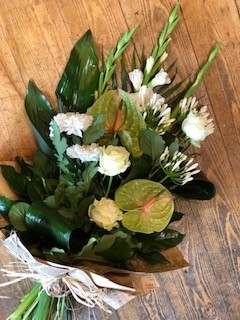 Modern Eco Front facing Bouquet