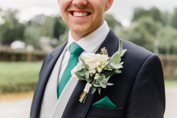 Classic Neutral Buttonhole