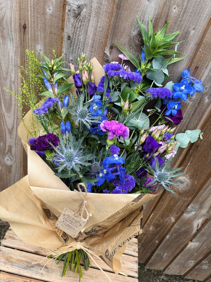The Simple Flower Wrap