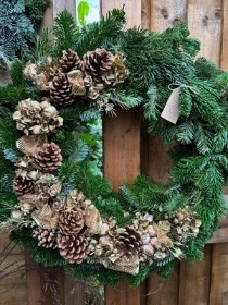 Gold Delight Wreath