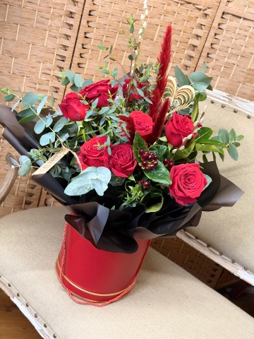 Luxury Red Rose Hatbox