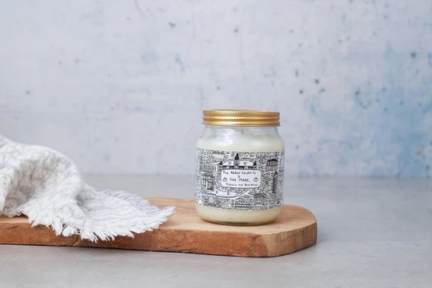 Signature Candle   Tobacco & Dark Honey   The Manchester Candle