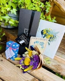 Little Buzzy Bee Gift Set