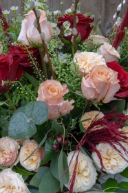 Tender Kisses Rose bouquet