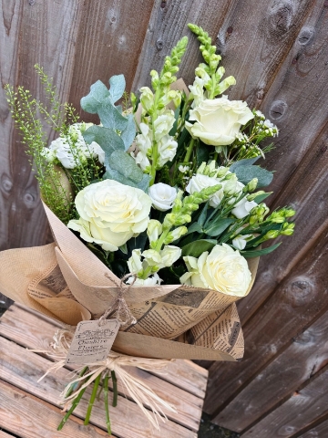 The Simple Flower Wrap